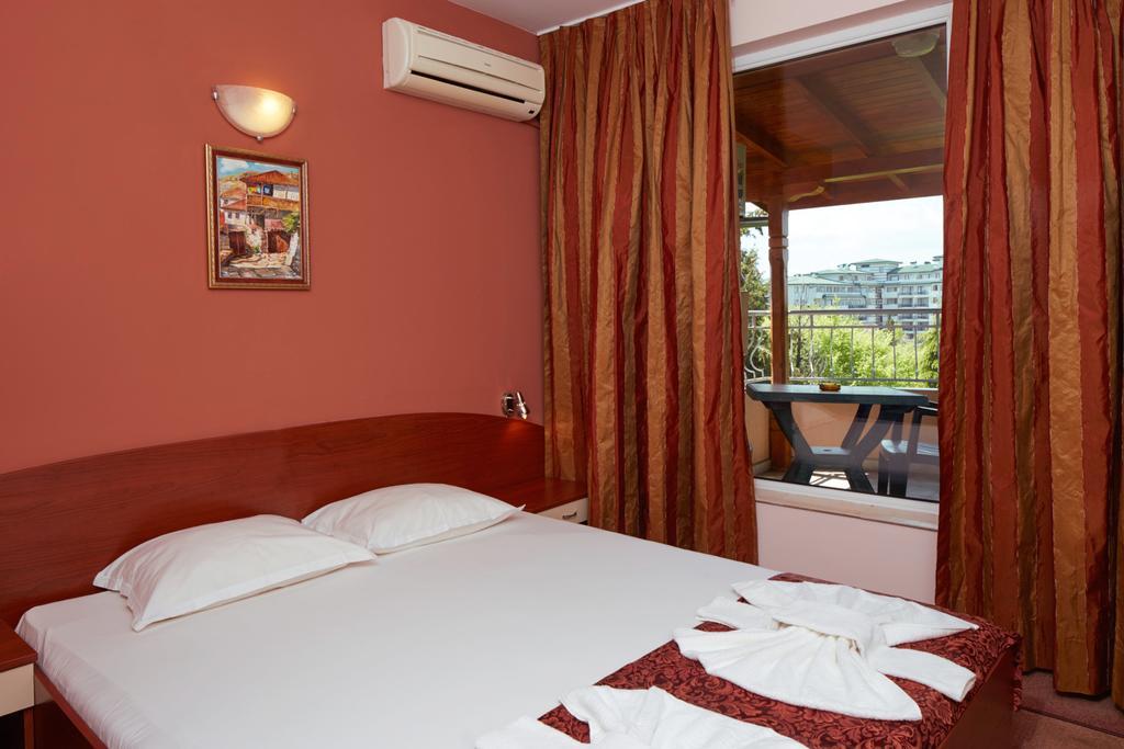 Guesthouse Kirov Ravda Extérieur photo
