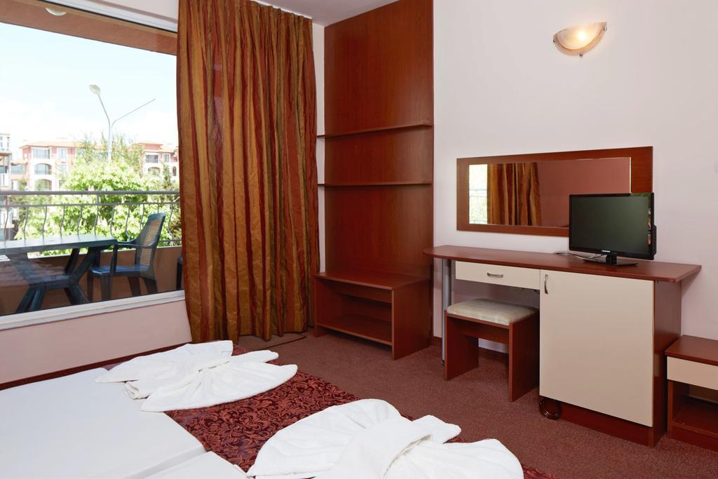 Guesthouse Kirov Ravda Extérieur photo